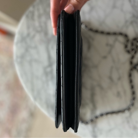 Authentic Chanel WOC lambskin-black - Picture 6 of 14